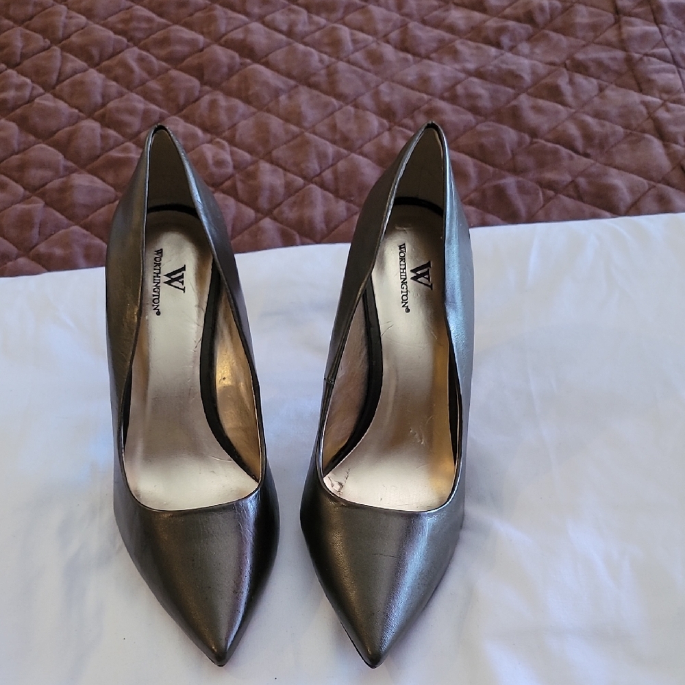 Worthington Hunter Green Heels
